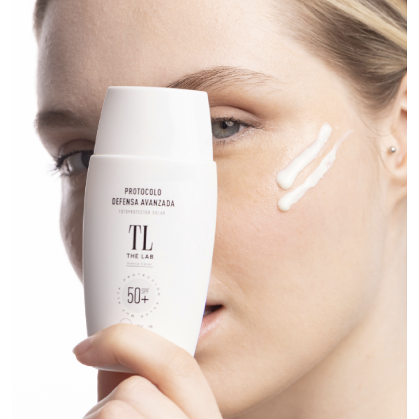 Fotoprotector Vegano Protocolo Defensa Avanzada SPF50 (50 ml) |The Lab